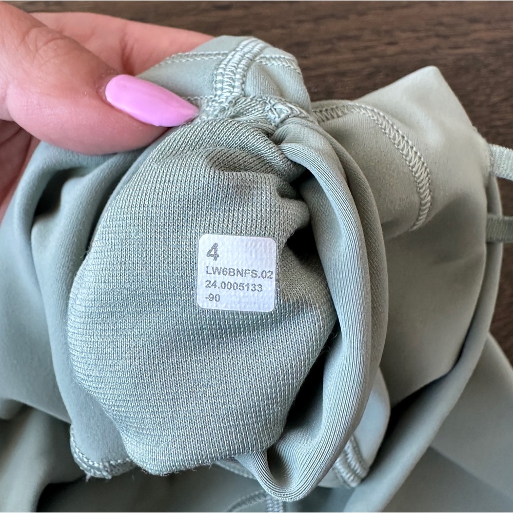 Lululemon Wunder Train High - Rise Crop 23” - Size 4 - Laurel Green - Picture 6 of 7